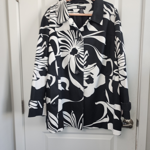 5/$30 INC International Concepts Monochrome Floral Jacket size 3X - Picture 2 of 8